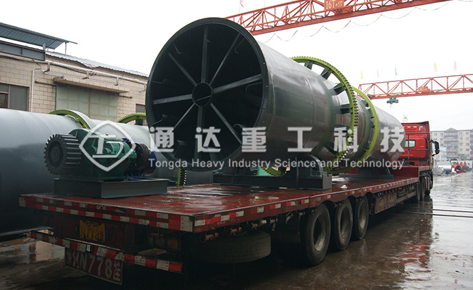 新疆十萬噸有機無機復混肥生產線發貨