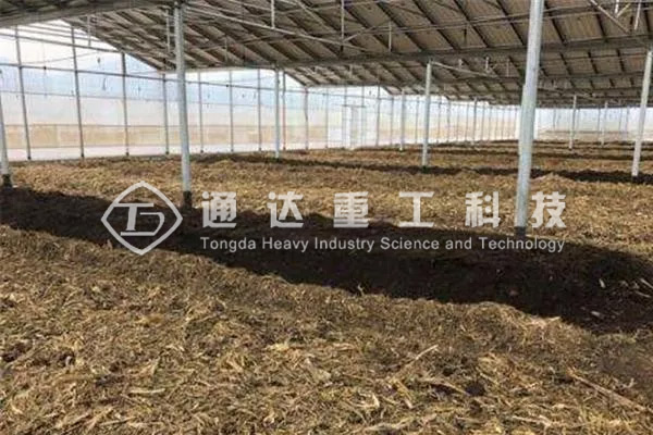 蚯蚓吃秸稈牛糞豬糞解決環保，蚯蚓糞制成有機肥料創富生財